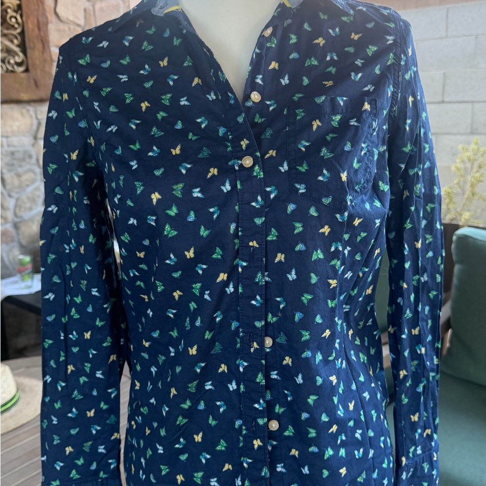 St. John's Bay Navy Shirt with Green & Yellow Accent youth size XS